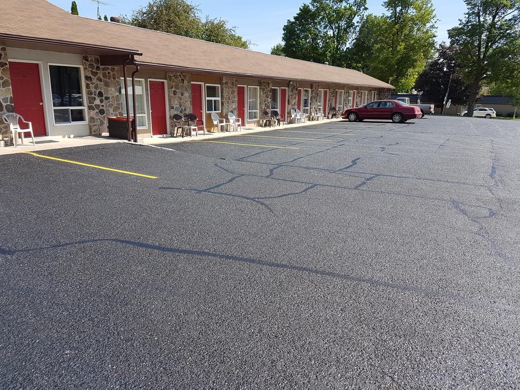 Westport Station Motel Exterior foto